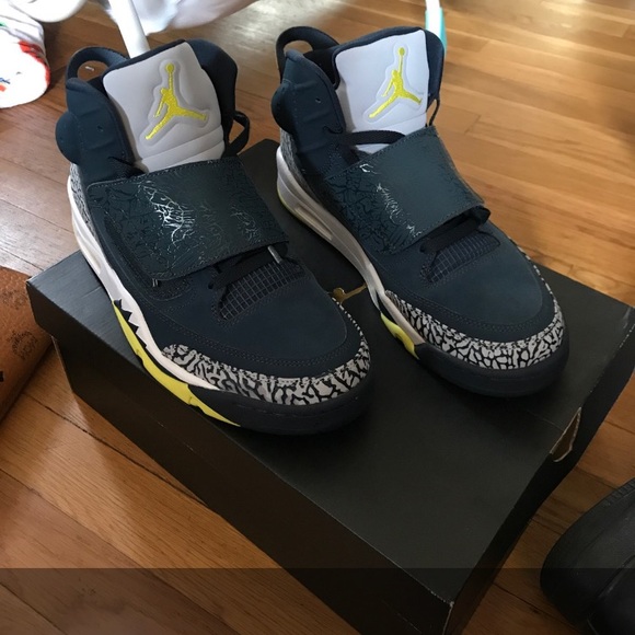 Jordan’s Son Of Mars Navy Blue - Picture 4 of 7